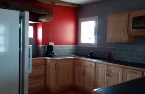 Saint-Calez-en-Saosnois House | country house with garden
