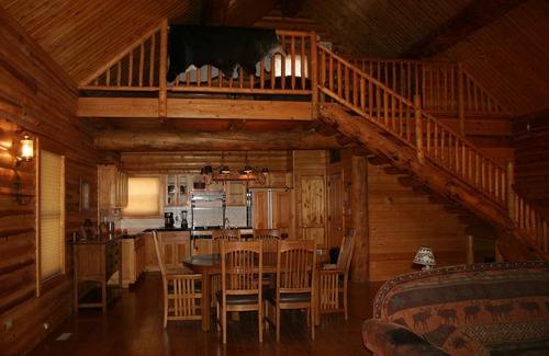 Farmington Cabin | Country getaway nestled in a serene and private wooded estate.