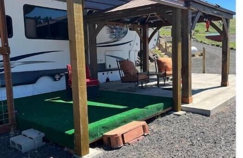 Ahsahka House | Country Getaway on Clearwater river in Idaho
