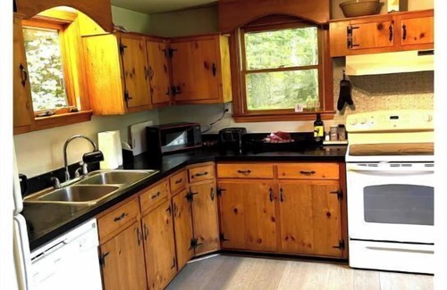 Acton House | Country getaway