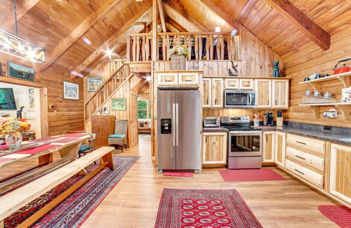 Adirondack House | Country Getaway W/Free WiFi, Gas Fireplace, Deck, Lake View & Washer/Dryer