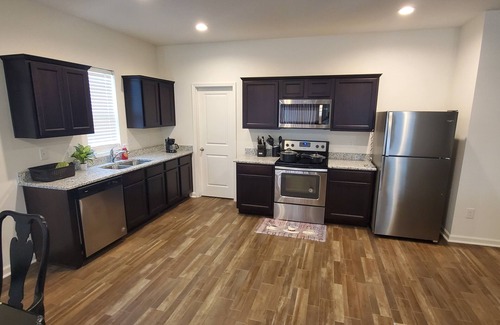 Zebulon House | Country getaway with Urban Amenities