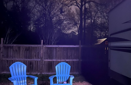 Keenan House | Country Glamping!