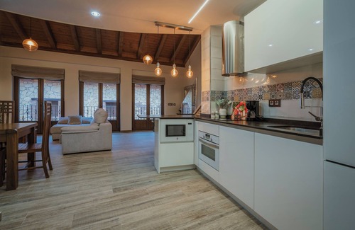 Melgar de Fernamental House | Country House 'Puente Del Rey' with Private Garden, Wi-Fi and Air Conditioning