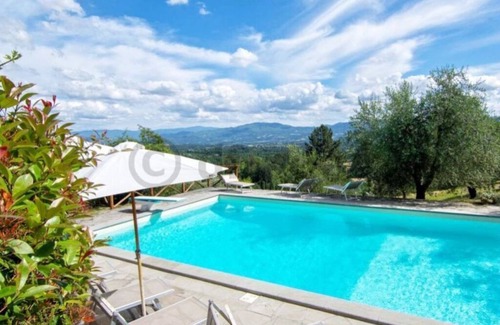 Borgo San Lorenzo House | Country house for up to 18 people