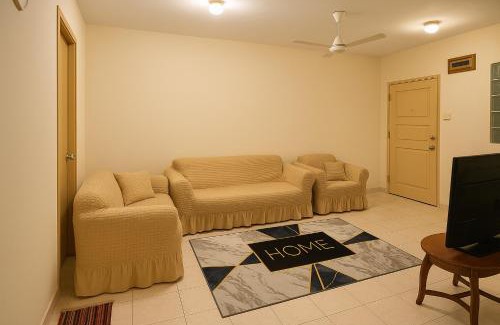 Kampung Minintod Apartment | Country heights Homestay