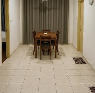 Kampung Minintod Apartment | Country heights Homestay