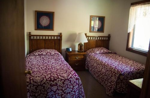 Cleveland Apartment | Country Hideaway at Mountain Lakes Resort