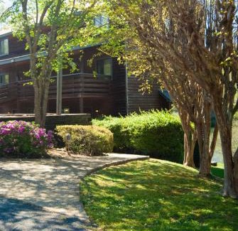 Cleveland Apartment | Country Hideaway at Mountain Lakes Resort