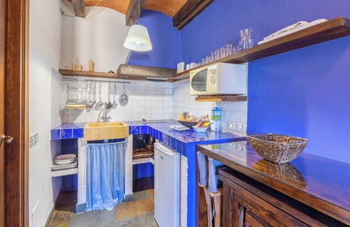 Braojos House | Country House 'Alojamiento Pegasus' with Mountain View, Balcony and Wi-Fi