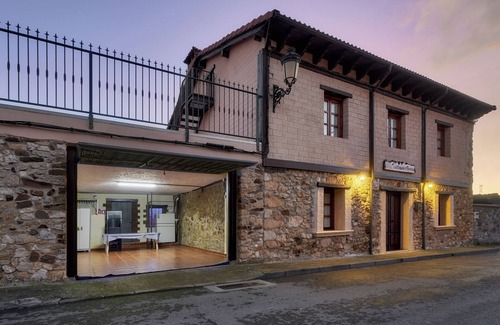 Villanueva de Arriba House | Country House 'La Majada Palentina' with Mountain View, Private Terrace and Wi-Fi