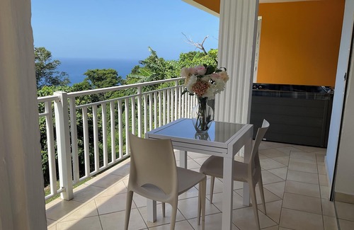 Cafeiere Apartment | Country holiday home - DESHAIES