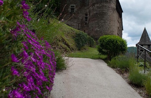 Labrousse House | country holiday home - 7 rooms - 5/6 persons