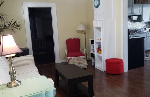 Glen Rose House | COUNTRY HOME AWAY FROM HOME