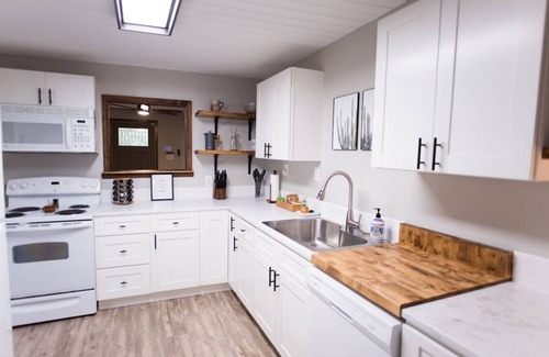 Powell House | Country home, full kitchen, firepit, 11 mi to UTK.