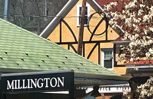 Millington House | Country home; hiking, biking, train, brew pub. Artist studio, lge sunny rooms
