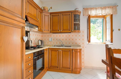 Chianni House | Country Home in Chianni with Garden & Patio