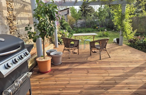 Saacy-sur-Marne House | Country home in pretty village close to Champagne, Paris, Reims and Disneyland