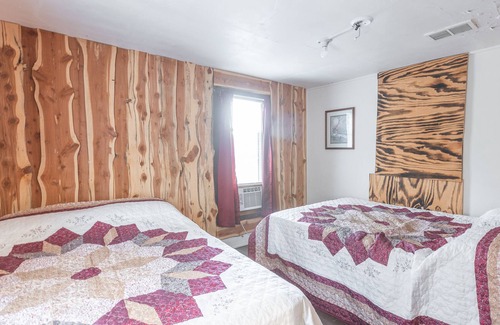 Cuba Other | Country home near the Meramec River