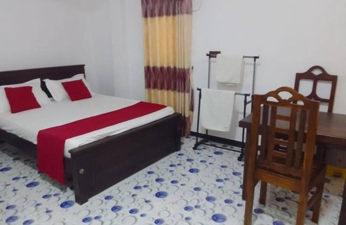 Walapane House | Country Home Rooms – Budget Stay Surrounded by Greenery
