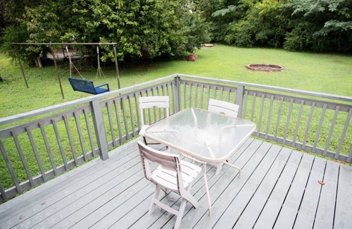 Powell House | Country home, soaker tub, firepit, 11mi to UTK