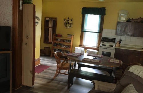 Rideau Lakes House | country home with pool located in the heart of Rideau Lakes