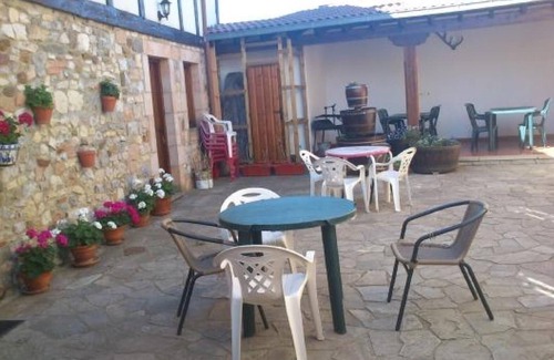 Castrejon de la Pena House | Country House 'Valle Tosande I' with Mountain View and Wi-Fi