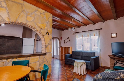 Navares House | Country House 'Casa Dolores' with Mountain View, Wi-Fi and Air Conditioning