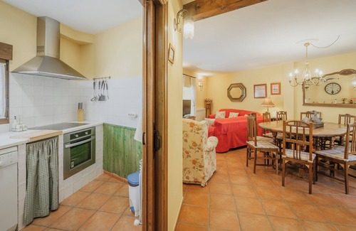 Neila de San Miguel House | Country House 'El Capricho De Ana' with Mountain View, Private Terrace and Wi-Fi