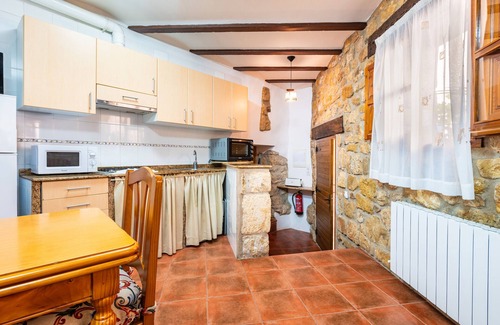 La Pobla de Benifassa House | Country House 'Casa Yayo' with Mountain View, Balcony and Wi-Fi