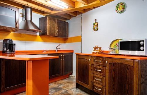 Puente del Congosto House | Country House 'Casa Rural Del Tormes' with Mountain View, Private Terrace and Private Garden