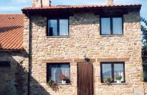 San Andres de Soria House | Country House 'Sierra De Tabanera' with Mountain View and Private Garden