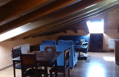 Barbadillo del Pez House | Country House 'El Mirador Del Pedroso' with Mountain View, Private Terrace and Wi-Fi