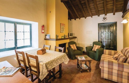 Cuevas del Becerro House | Country House 'Paraje El Saltadero' with Mountain View, Private Pool and Wi-Fi