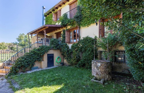 La Serna del Monte House | Country House 'La Cárcava' with Mountain View, Private Terrace and Wi-Fi
