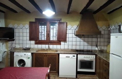Pina de Montalgrao House | Country House 'Casa De La Cisterna I' with Balcony