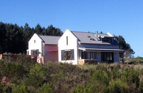 Elgin House | Country house in the wine region with lake access and dream views