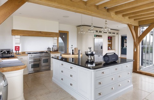 Blagdon House | Country House, 12 Person Hot Tub & Lake Views
