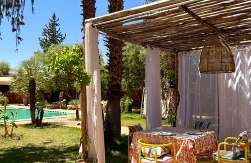 Tamazouzte Villa | Country house 5 bedrooms 12 people swimming pool 25 minutes from Marrakech.
