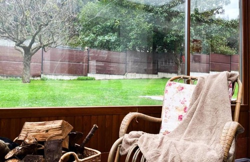 Ponteceso House | Country House 'A Casa De Lelo' with Sea View, Private Terrace and Wi-Fi