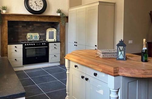 Clairac Villa | Country House 'Abbaye De Clairac' with Lake View, Private Pool and Wi-Fi