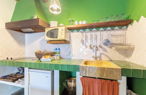 Braojos House | Country House 'Alojamiento Hercules' with Mountain View, Balcony and Wi-Fi