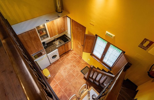 Susacasa House | Country House 'Apartamento Amarillo' with Shared Garden