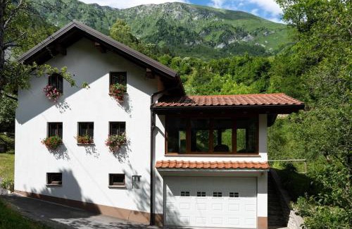 Zgornja Sorica House | Country house At Peskar`s