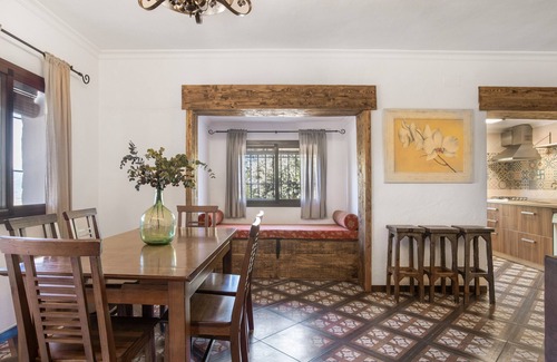 El Gastor House | Country House 'Bella Vista El Gastor' with Lake View, Private Pool and Wi-Fi