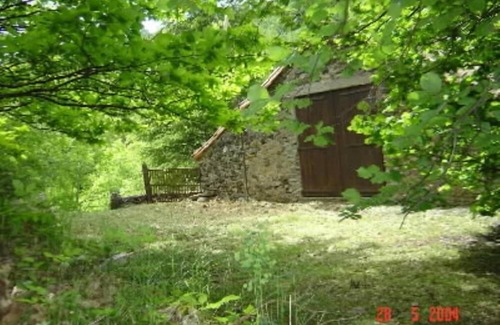 Alzon Cottage | Country house between forest and river