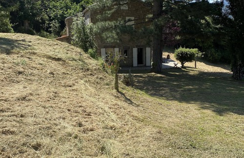 Sampolo Villa | Country House "Buvolaccia" with Mountain View, 2 Private Terraces & Wi-Fi