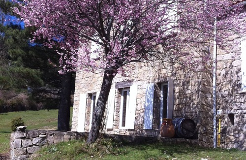 Sampolo Villa | Country House "Buvolaccia" with Mountain View, 2 Private Terraces & Wi-Fi