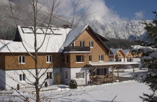 Obertraun Cottage | Country house by the lake - Salzkammergut, 100 m to the beach