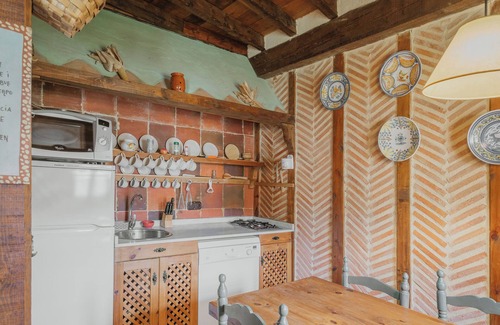 Moarves de Ojeda House | Country House 'Capellan' with Mountain View, Shared Garden and Wi-Fi